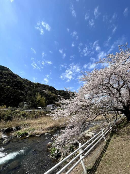 沼津戸田湾の古民家一軒貸切宿 釣り ハイキング 海水浴 ツーリングにおすすめ Exterior photo